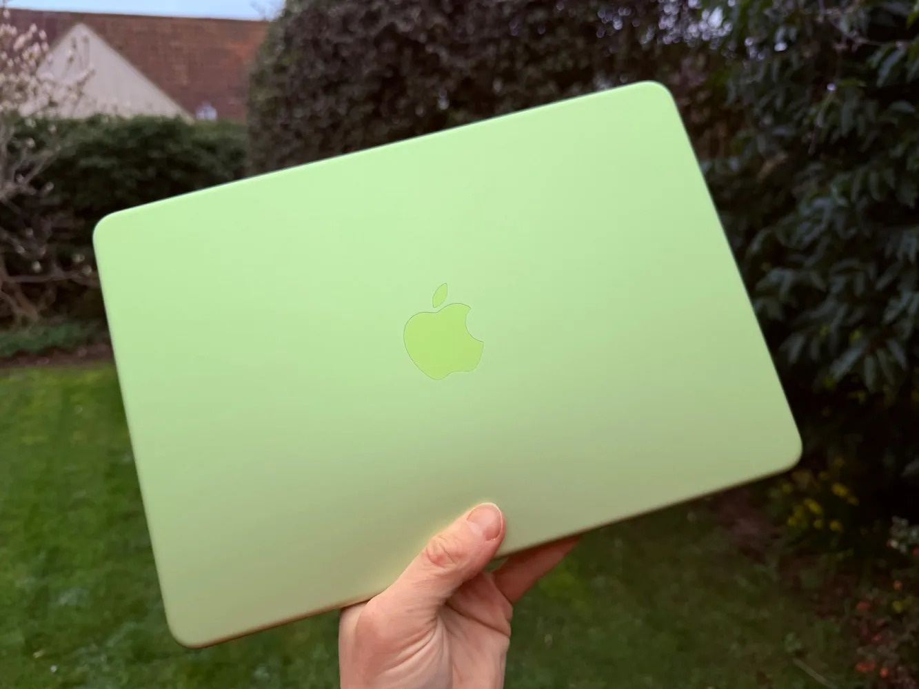 danh gia MacBook Neo,  gia ban MacBook Neo,  so sanh MacBook Neo,  MacBook gia re anh 2