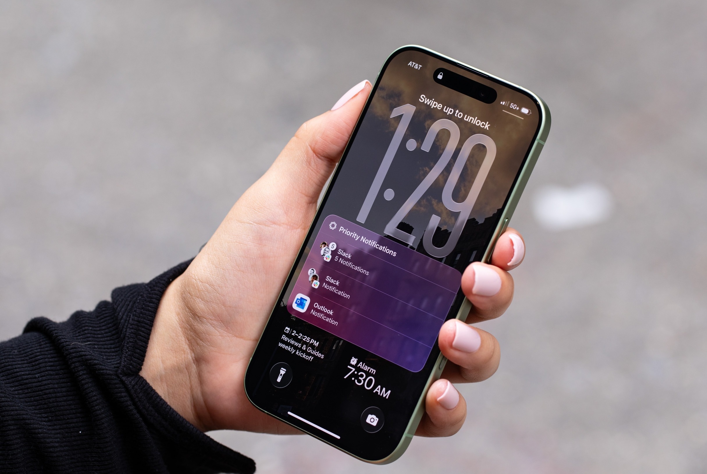 Thach thuc voi thi truong smartphone hinh anh