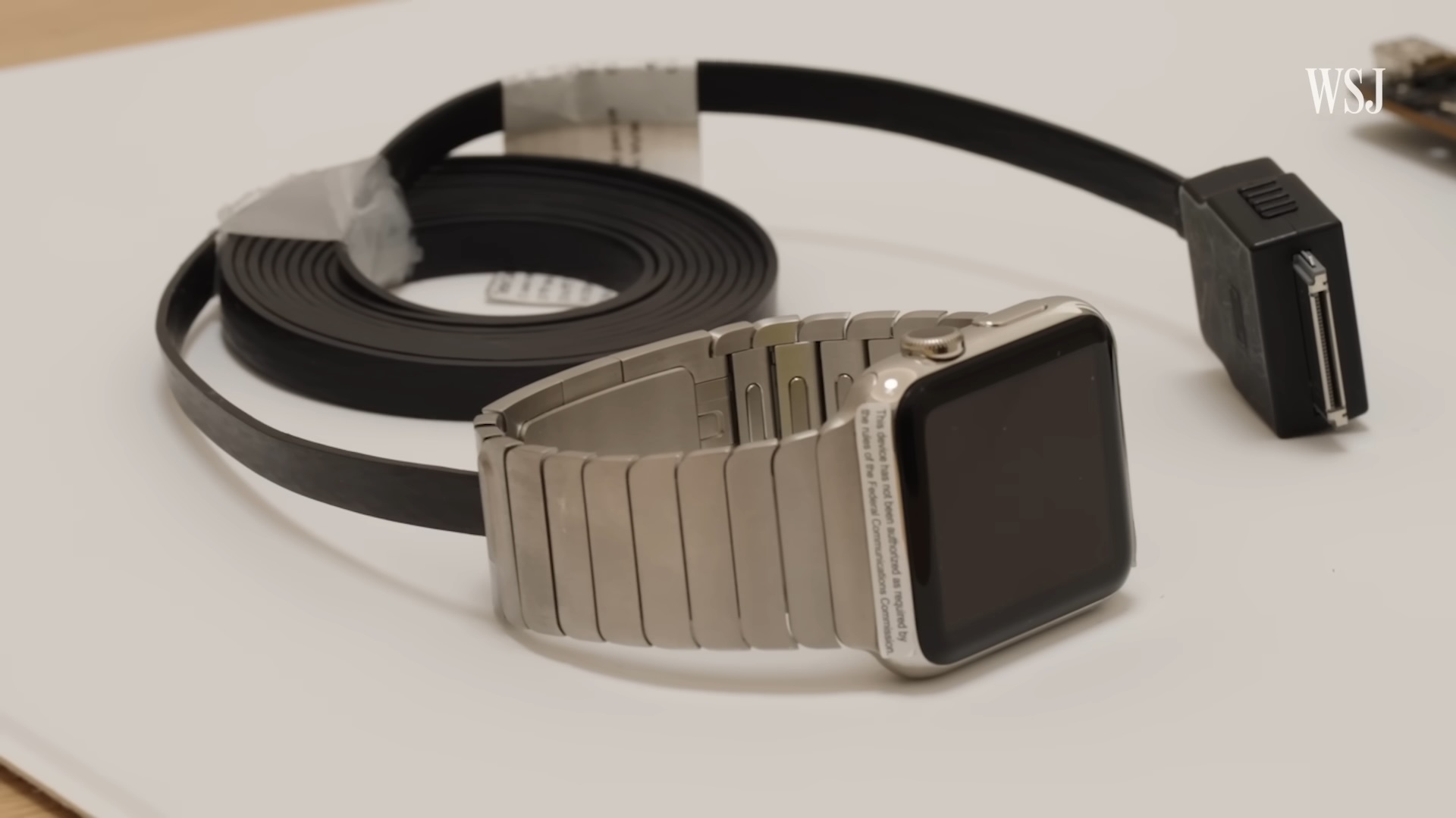 Apple thanh lap,  ky niem Apple,  50 nam cua Apple,  Tim Cook la ai anh 3