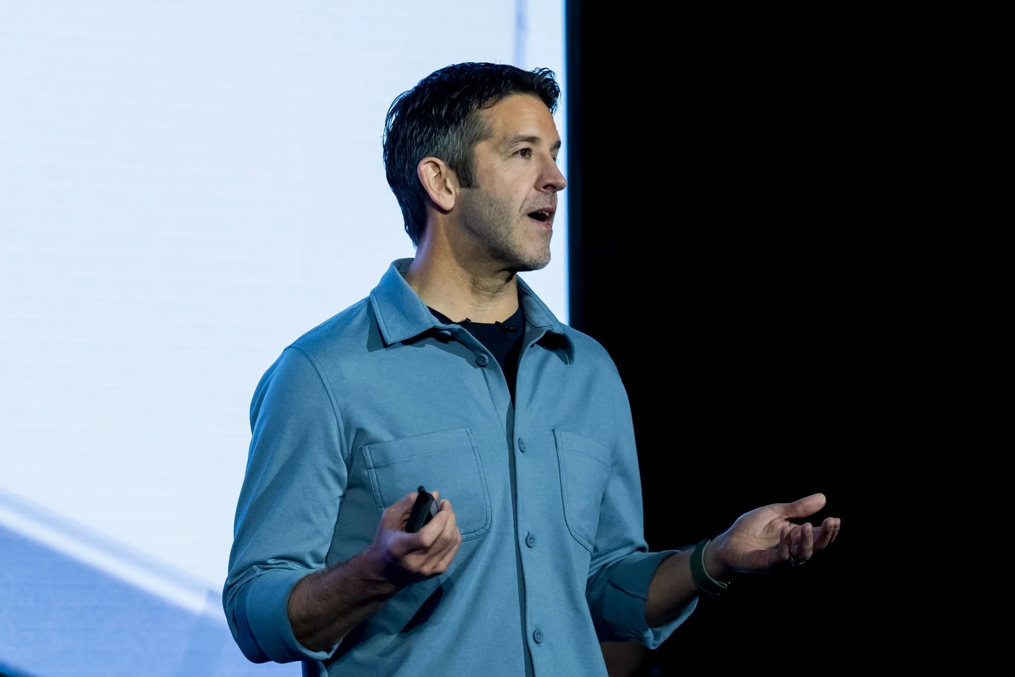 CEO moi cua Apple co la Steve Jobs thu hai? hinh anh