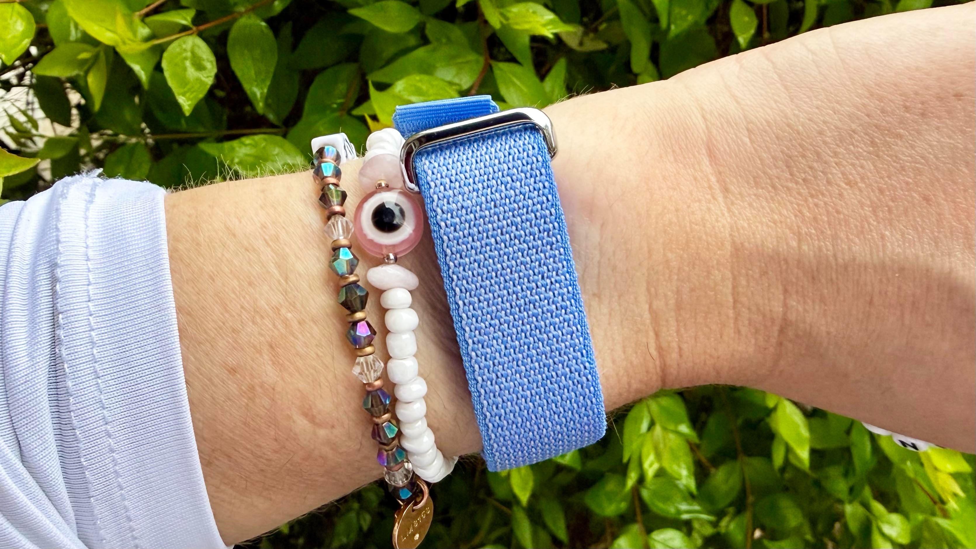 Apple Watch סדרה 11, Apple Watch אולטרה 3, Apple Watch, מה זה Apple Watch, שעון חכם של אפל (תמונה 2) Apple Watch Series 11, Apple Watch Ultra 3, dong ho Apple, Apple Watch la gi, smartwatch cua Apple anh 2