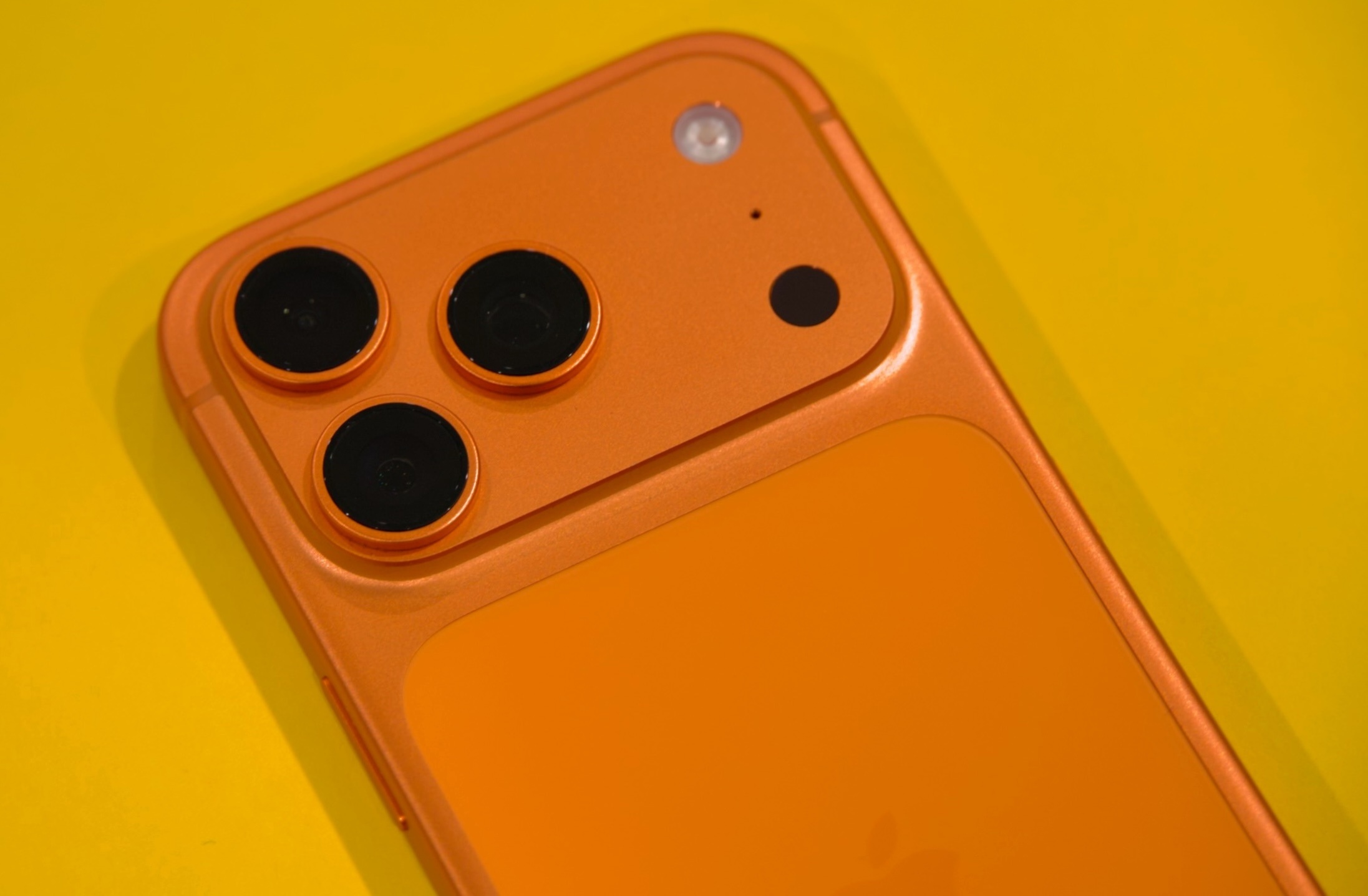 Thong tin moi ve iPhone 18 Pro hinh anh