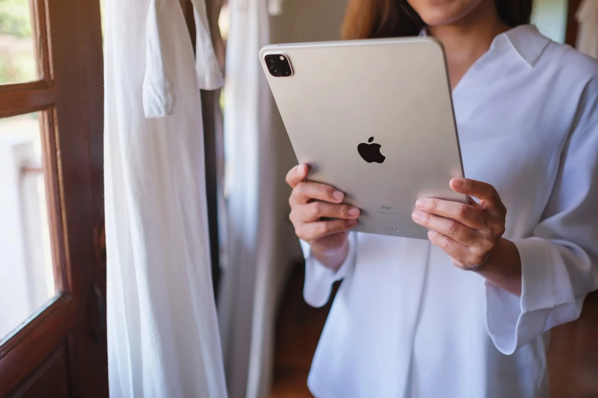 Apple tang gia MacBook,  Apple tang gia iPad,  gia ban iPhone 18,  iPhone 18 Pro Max,  Apple tang gia iPhone anh 1