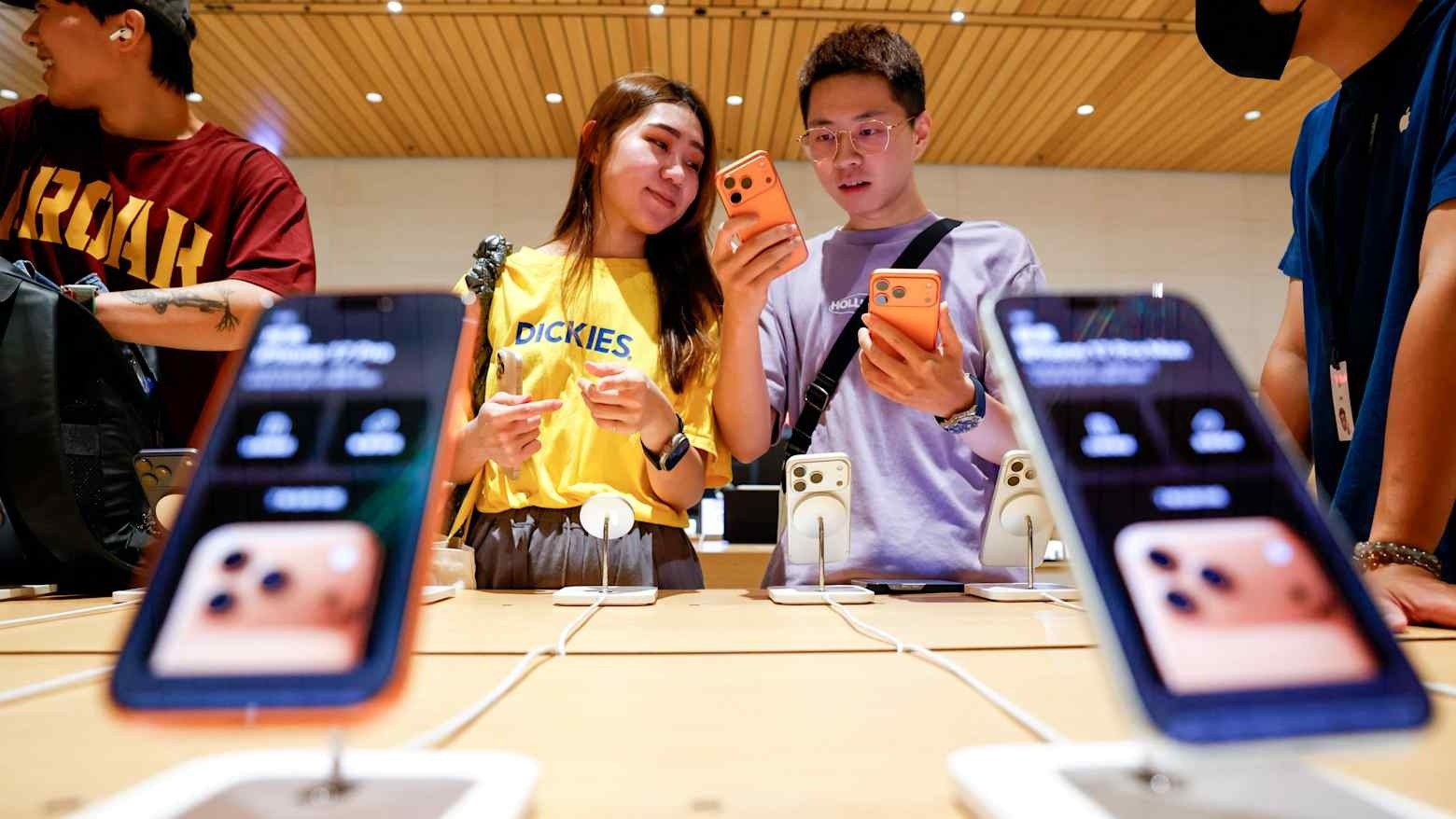 tin don iPhone 18,  gia ban iPhone 18,  iPhone Air 2,  iPhone 18 Pro Max,  Apple tang gia iPhone anh 1