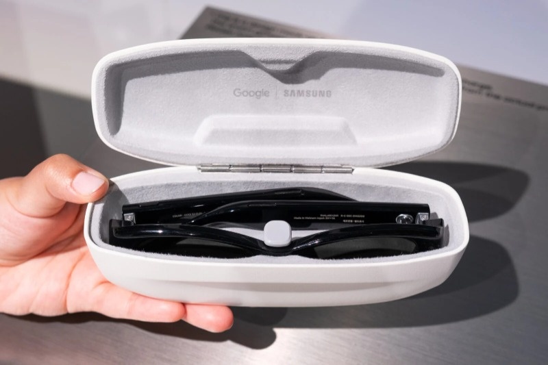 k&iacute;nh th&ocirc;ng minh Meta,  k&iacute;nh th&ocirc;ng minh Ray-Ban,  k&iacute;nh th&ocirc;ng minh Samsung,  mua k&iacute;nh th&ocirc;ng minh,  Samsung Galaxy Z Fold8 ảnh 16