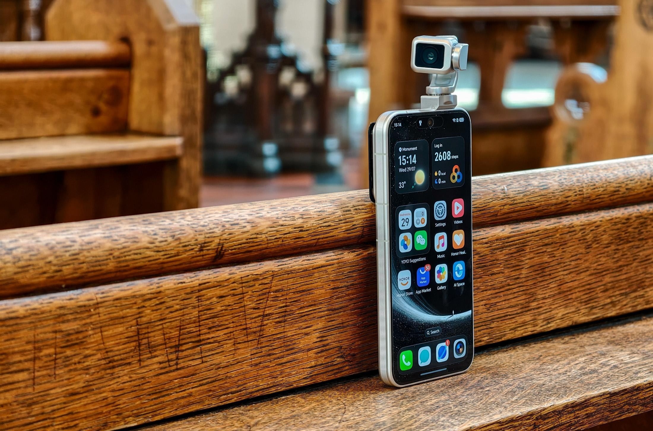 Honor Robot Phone,  gimbal chống rung smartphone,  gimbal DJI Osmo Pocket,  smartphone t&iacute;ch hợp gimbal ảnh 1