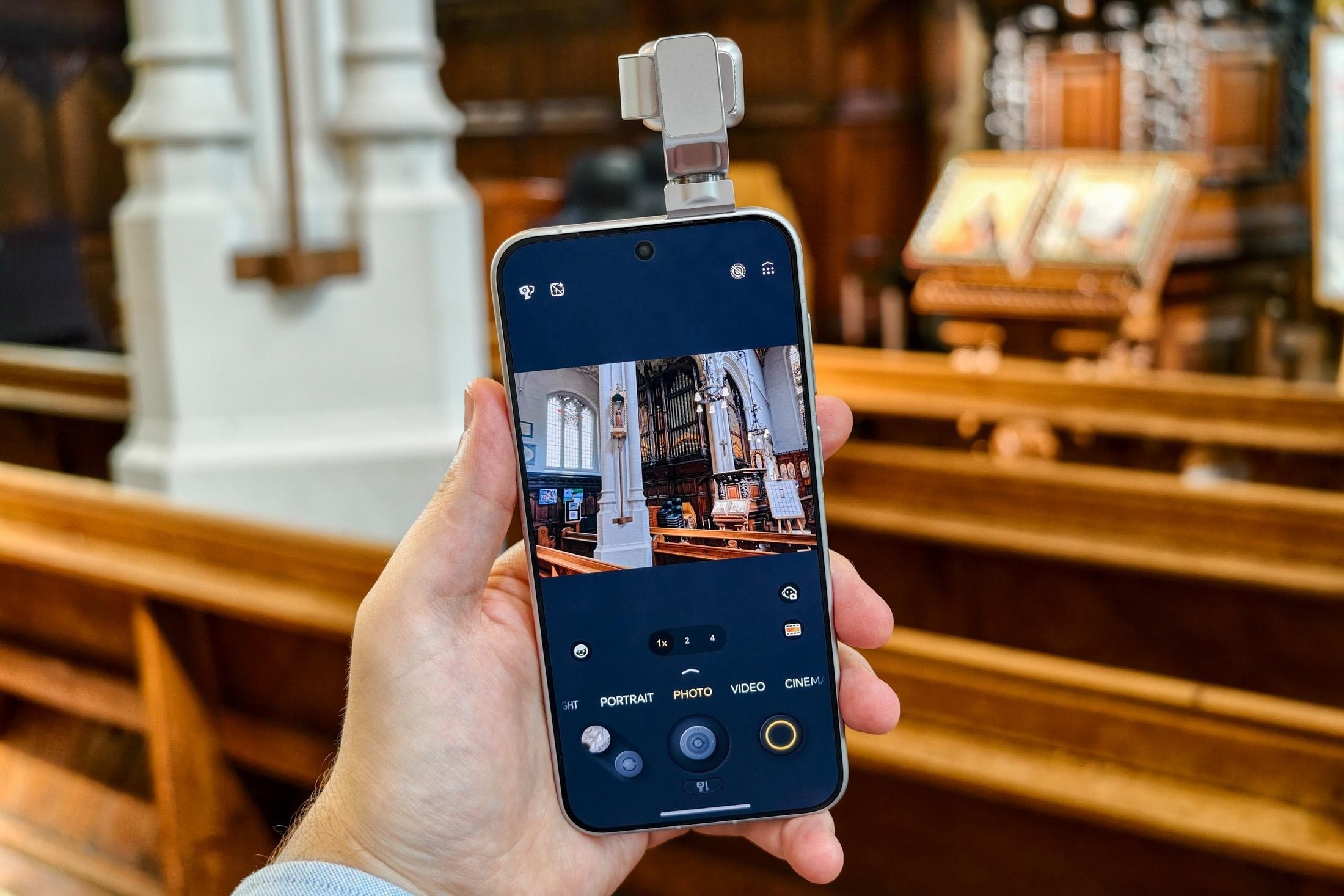 Honor Robot Phone,  gimbal chống rung smartphone,  gimbal DJI Osmo Pocket,  smartphone t&iacute;ch hợp gimbal ảnh 8