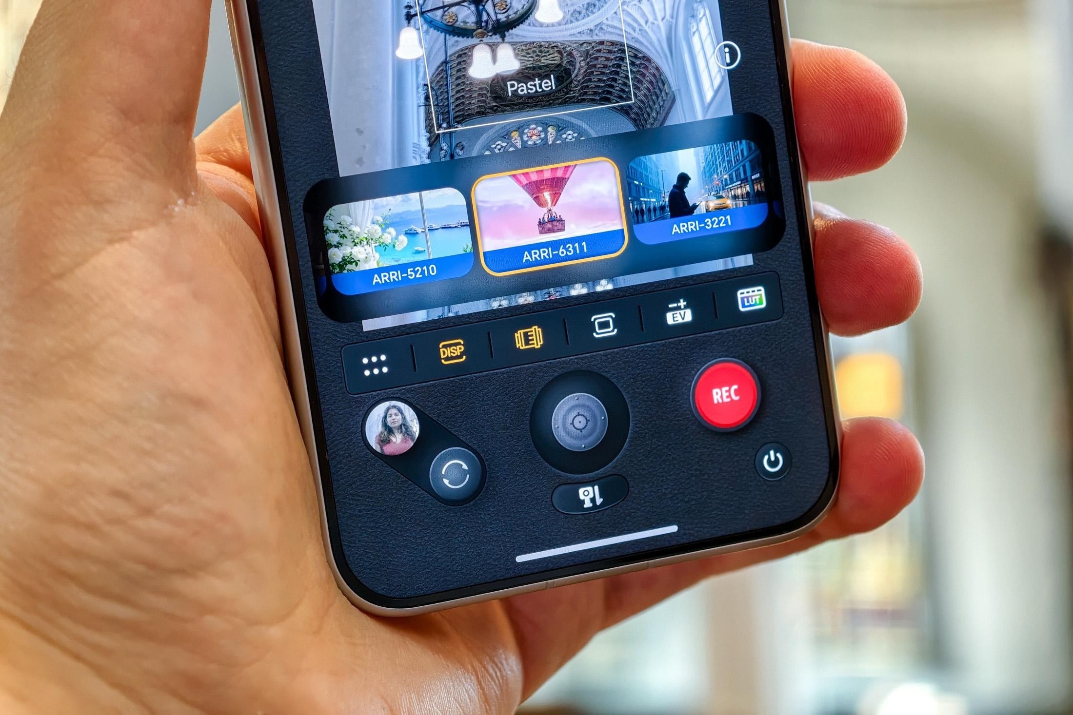 Honor Robot Phone,  gimbal chống rung smartphone,  gimbal DJI Osmo Pocket,  smartphone t&iacute;ch hợp gimbal ảnh 10