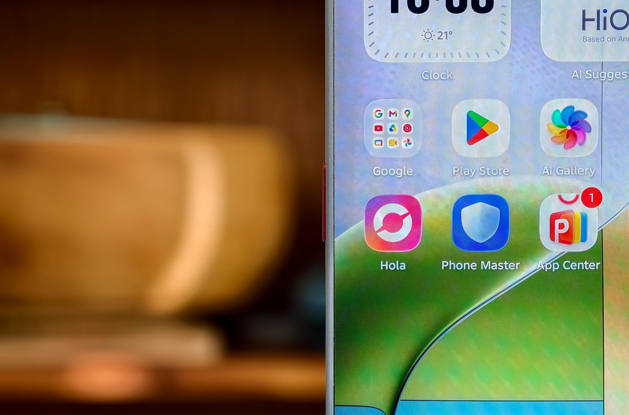 smartphone kh&ocirc;ng viền,  Tecno Bezelless phone,  điện thoại kh&ocirc;ng viền,  viền m&agrave;n h&igrave;nh ảnh 4