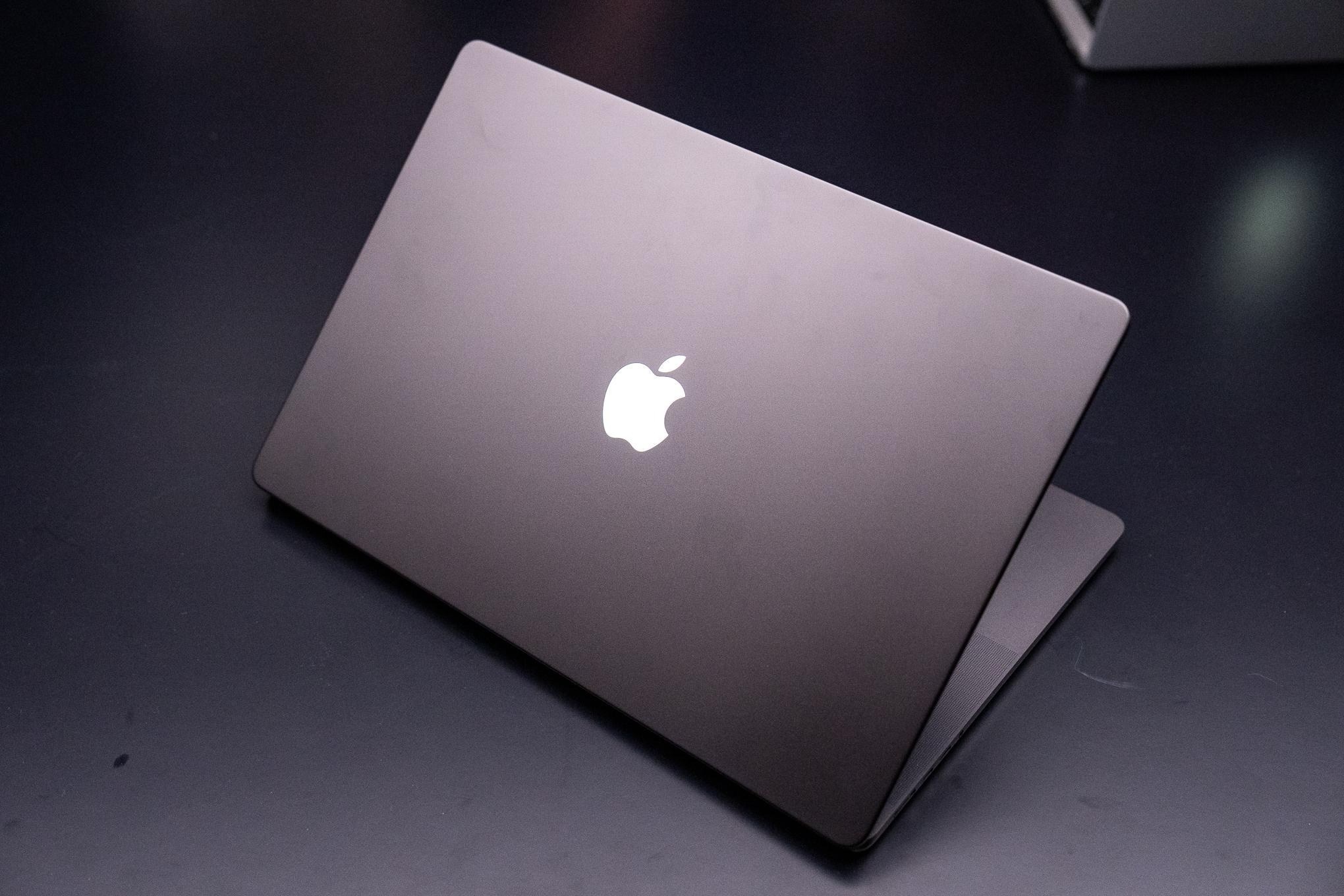 MacBook Pro PROLED XDR,  MacBook Pro cảm ứng,  laptop cảm ứng,  Apple ra mắt MacBook ảnh 2