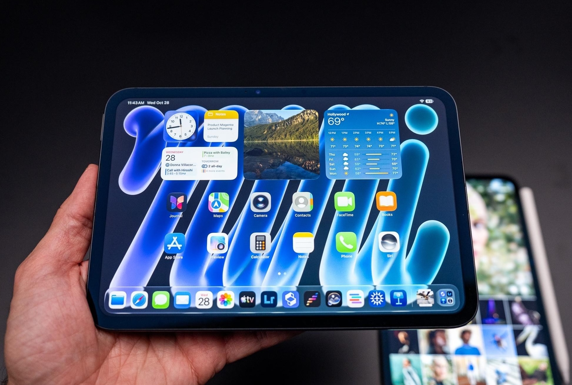 Sếp Apple nói về thứ gây tranh cãi nhất trên iPad mini OLED