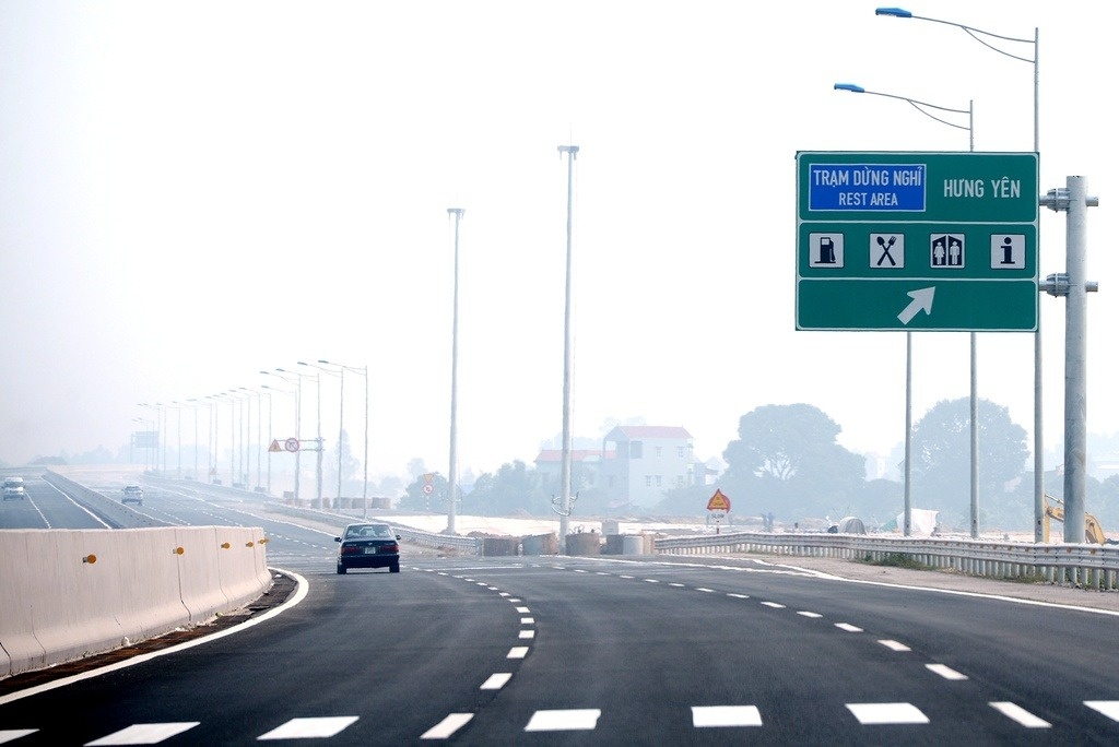 l&agrave;n vượt xe ảnh 1