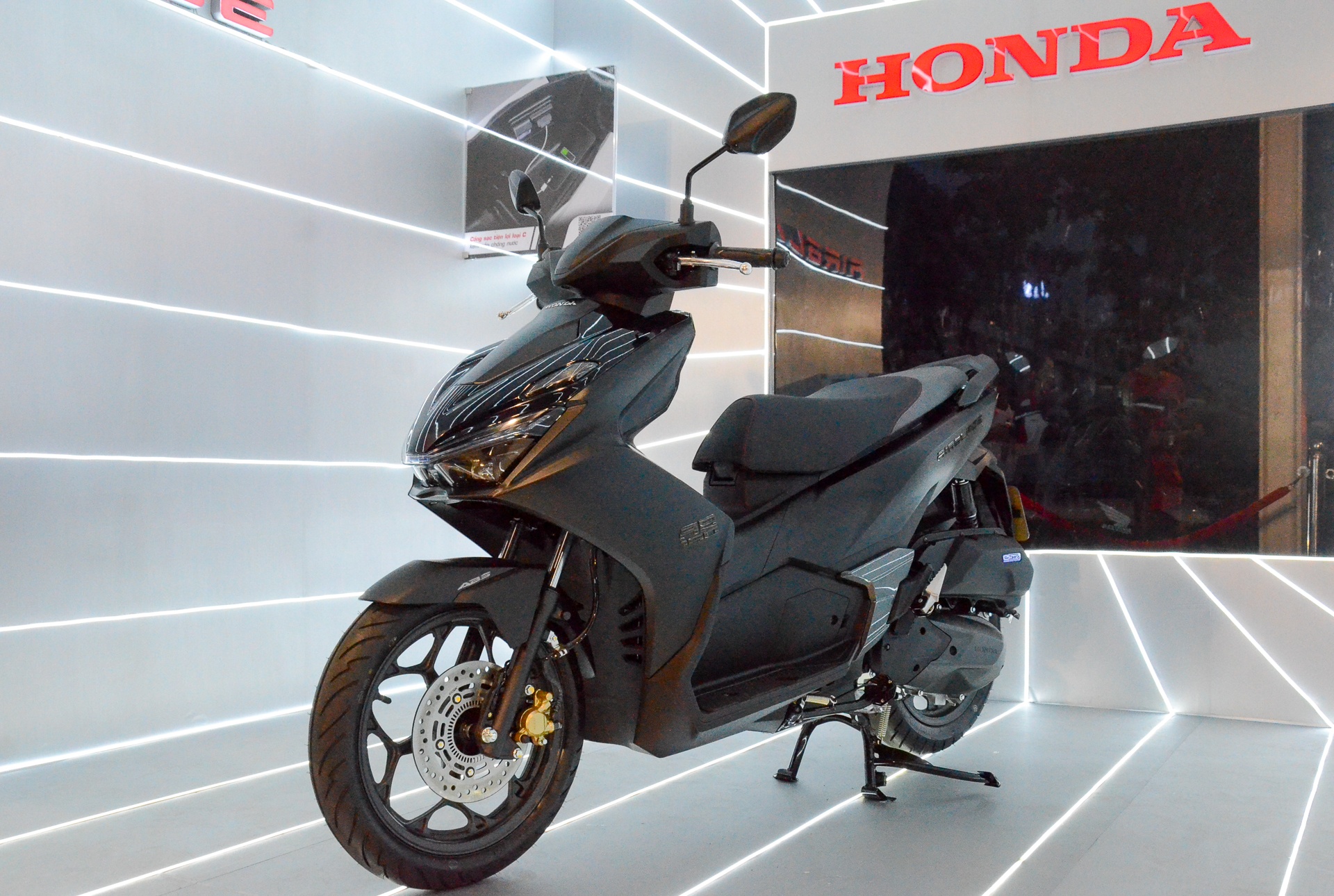 Honda Air Blade 160 anh 3