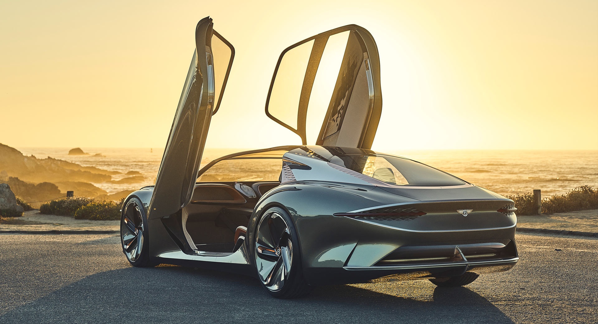 Ke hoach dien hoa cua Bentley bi tri hoan den 2026 hinh anh