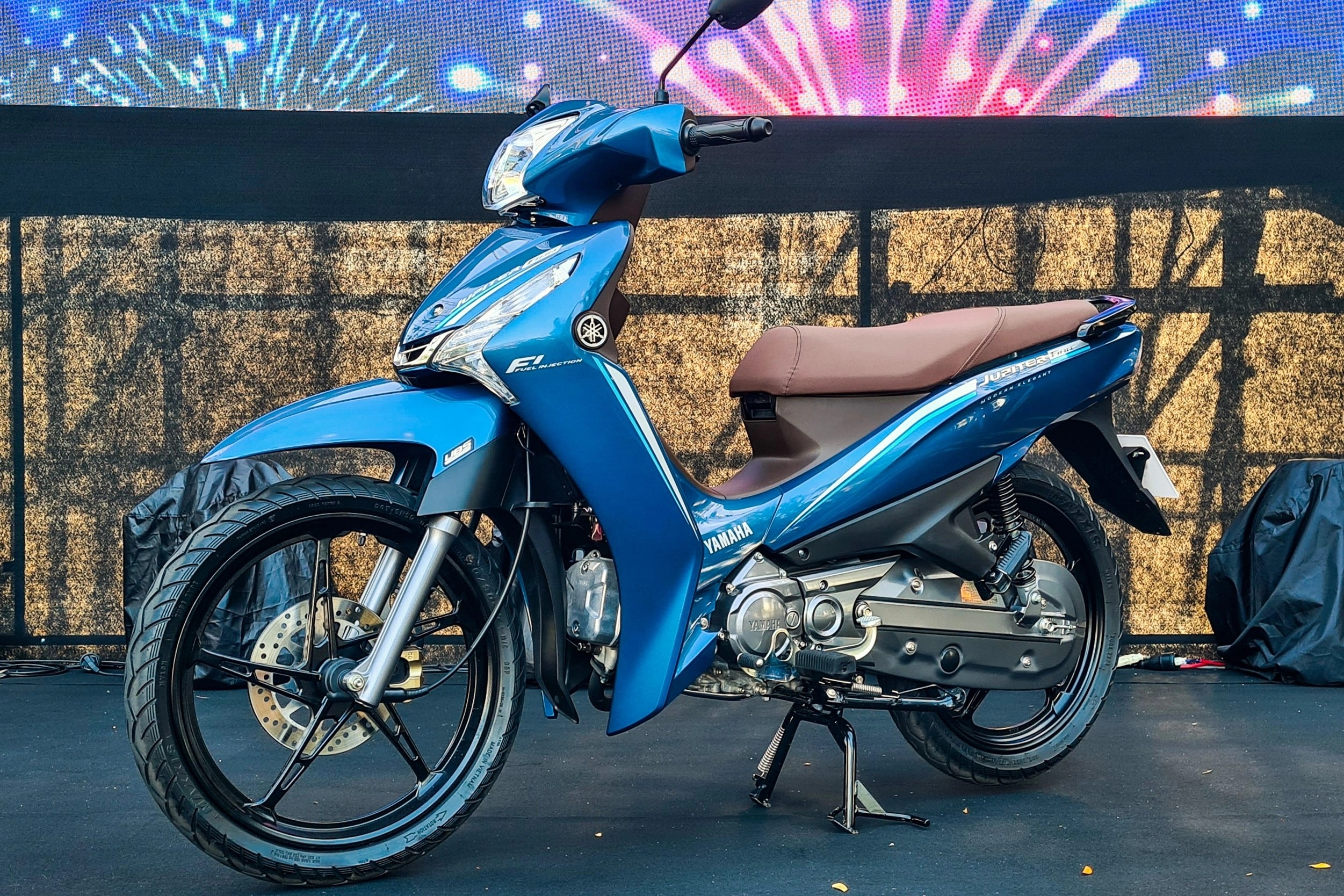 xe may thang Ngau anh 4