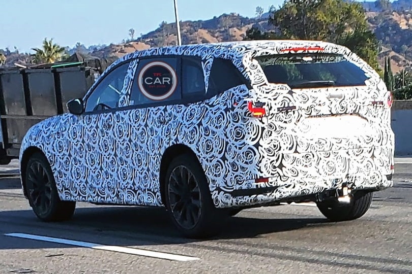 Mazda CX-90 lo anh chay thu hinh anh