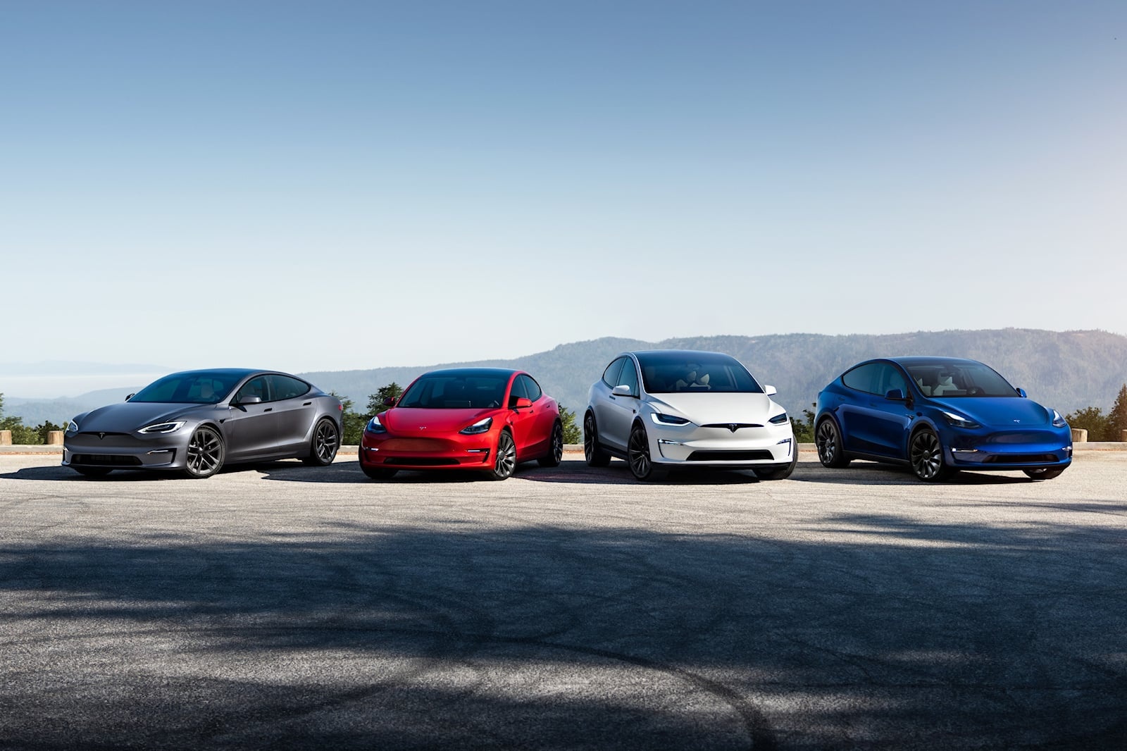 Xe dien Tesla se tang pham vi hoat dong len 700 km hinh anh