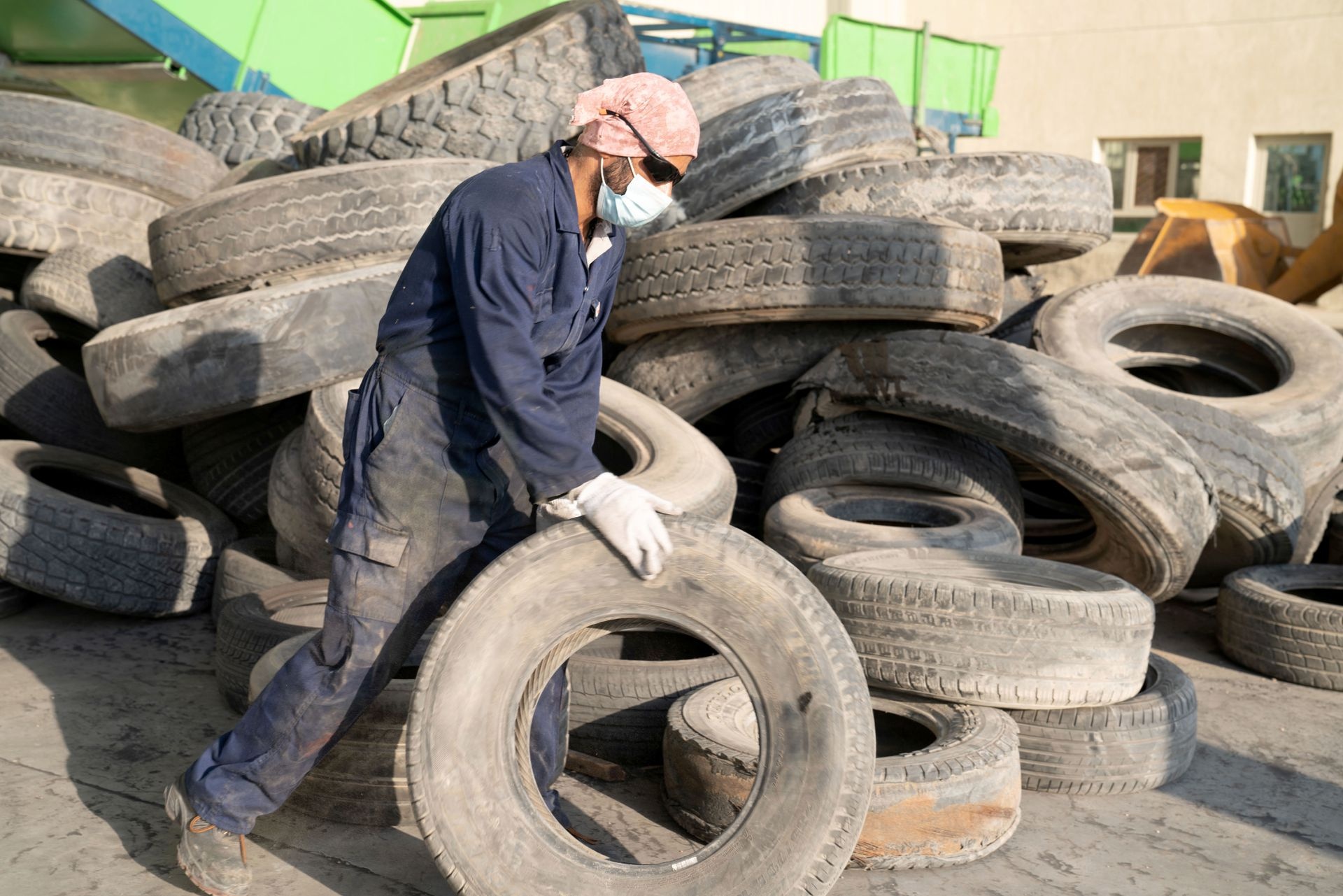 nghĩa địa lốp xe ảnh 11 nghia dia lop xe anh 11