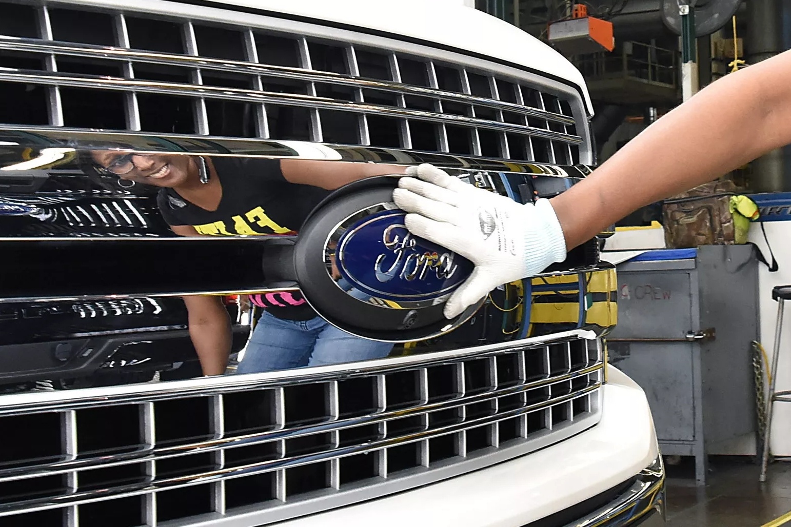 Ford trieu hoi anh 1