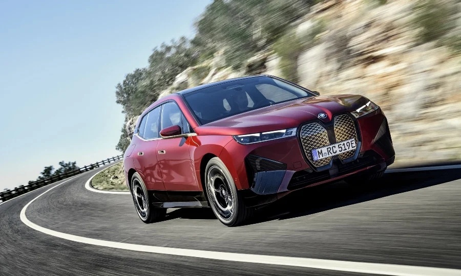 BMW tham vong ban nua trieu oto dien trong nam 2023 hinh anh