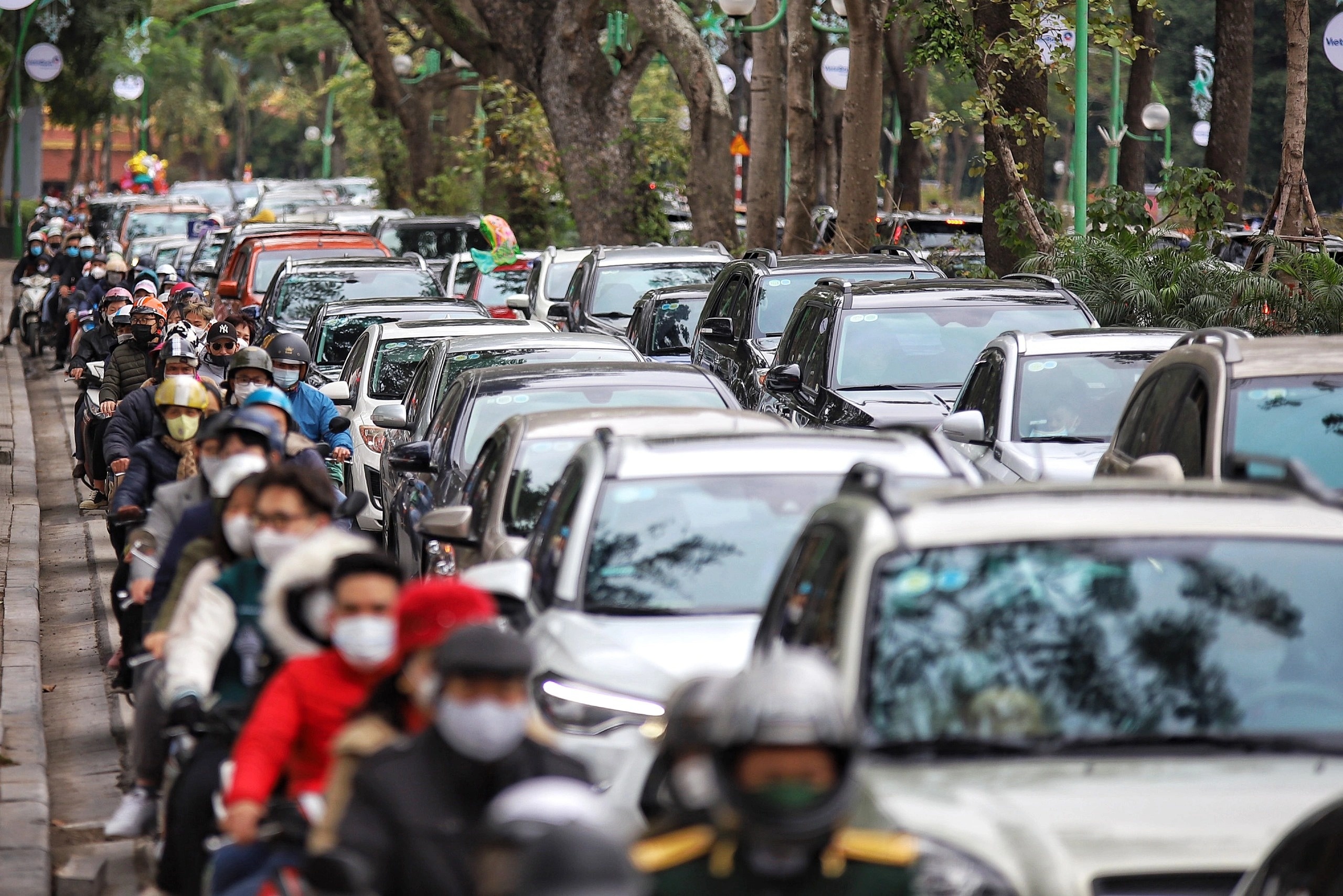 De xuat moi oto o Ha Noi co ma dinh danh rieng de thu phi hinh anh
