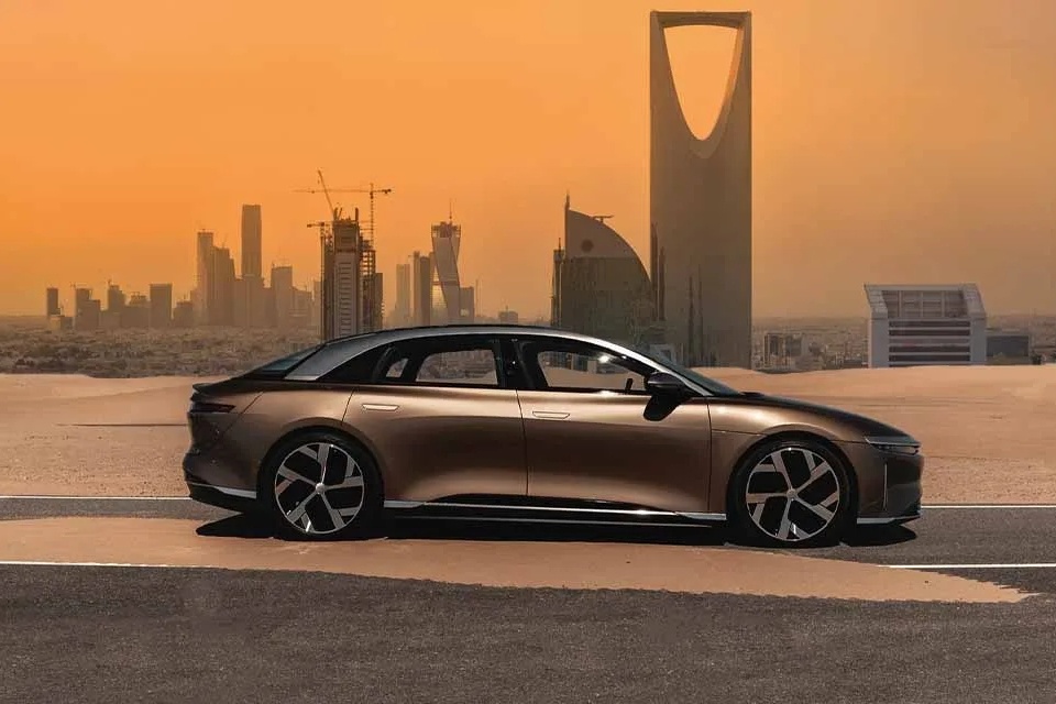 Saudi Arabia muon thanh trung tam xuat khau EV hinh anh