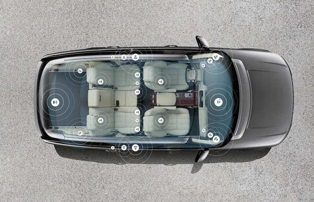 Dolby Atmos xe Tesla anh 1