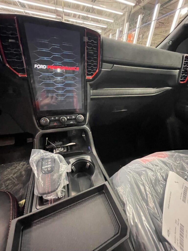 Ford Ranger Raptor mới ảnh 4 Ford Ranger Raptor moi anh 4