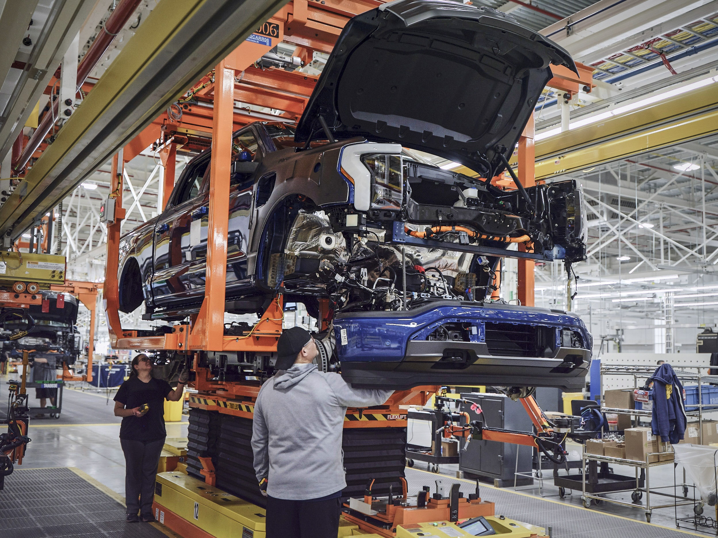 Ford ngừng sản xuất ảnh 1 Ford ngung san xuat anh 1