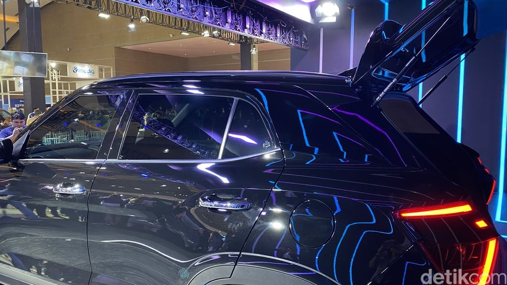 Hyundai Creta đen ảnh 4 Hyundai Creta den anh 4