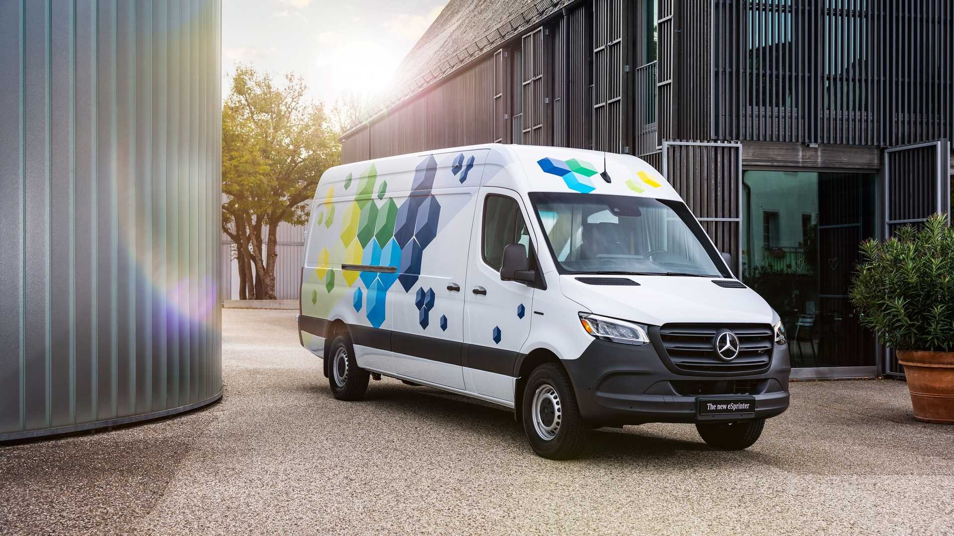 Mercedes-Benz Sprinter ảnh 1 Mercedes-Benz Sprinter anh 1