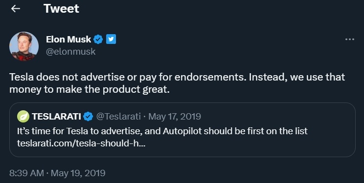 quang cao xe Tesla anh 1