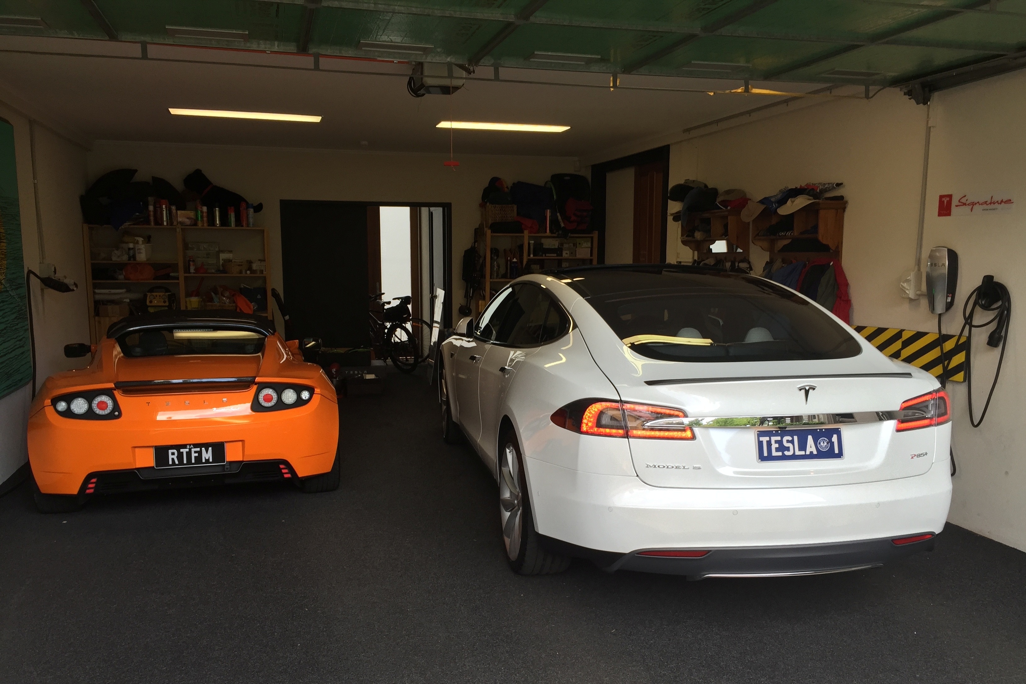 Tesla quyen rieng tu anh 3