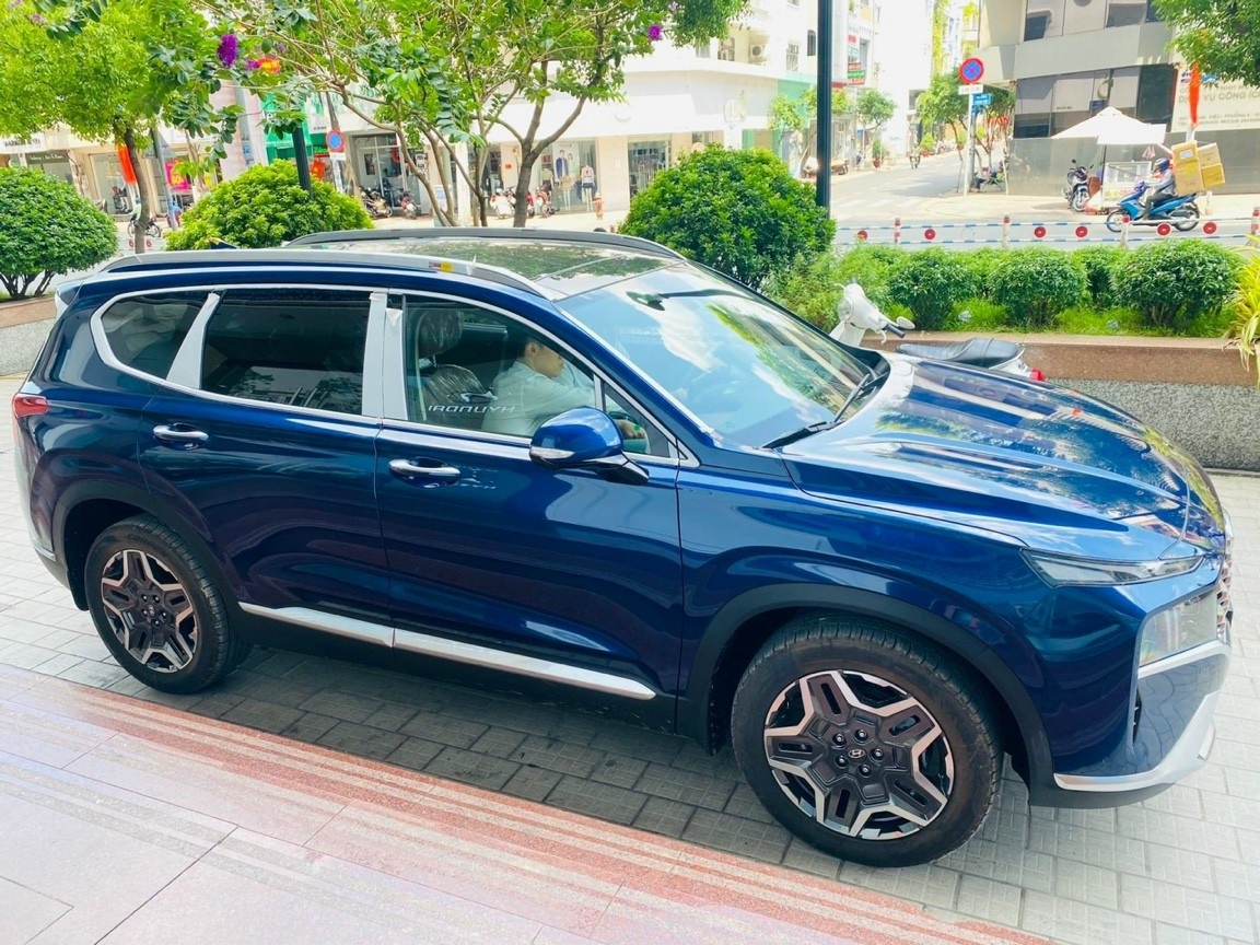 giam gia oto thang 4 anh 2