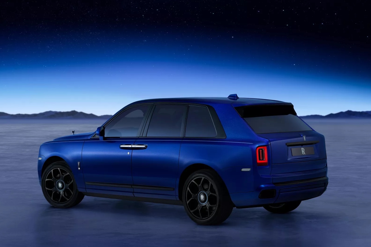 Rolls-Royce Cullinan Blue Shadow anh 8