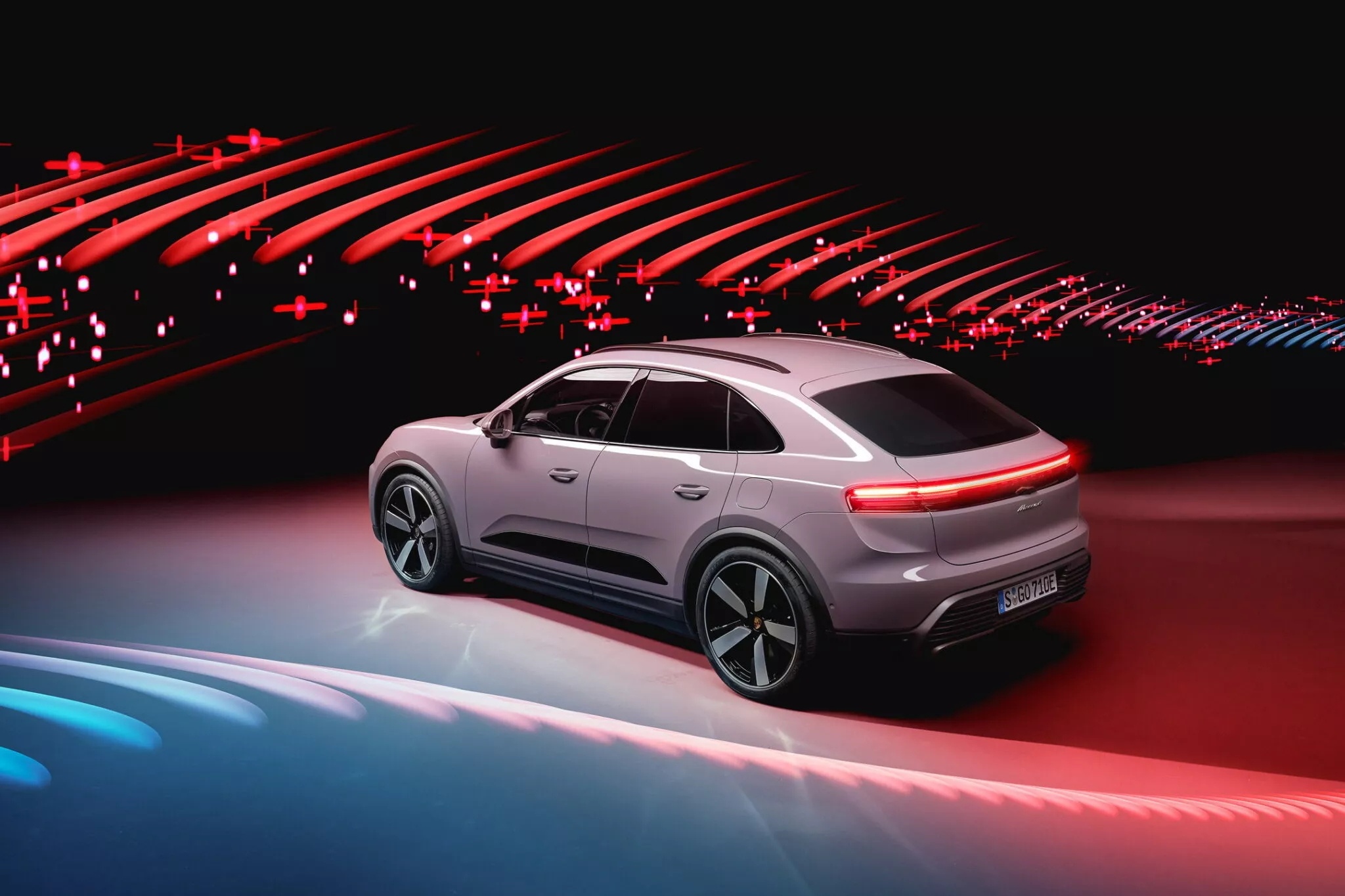 macan ev anh 6