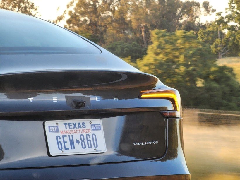 Tesla Model 3 anh 3