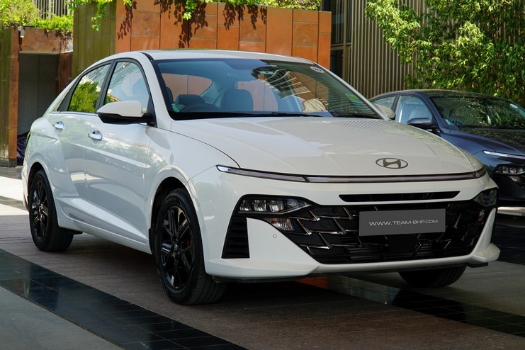 Dai ly nhan coc Hyundai Accent 2024, du kien 4 phien ban, gia tang nhe hinh anh