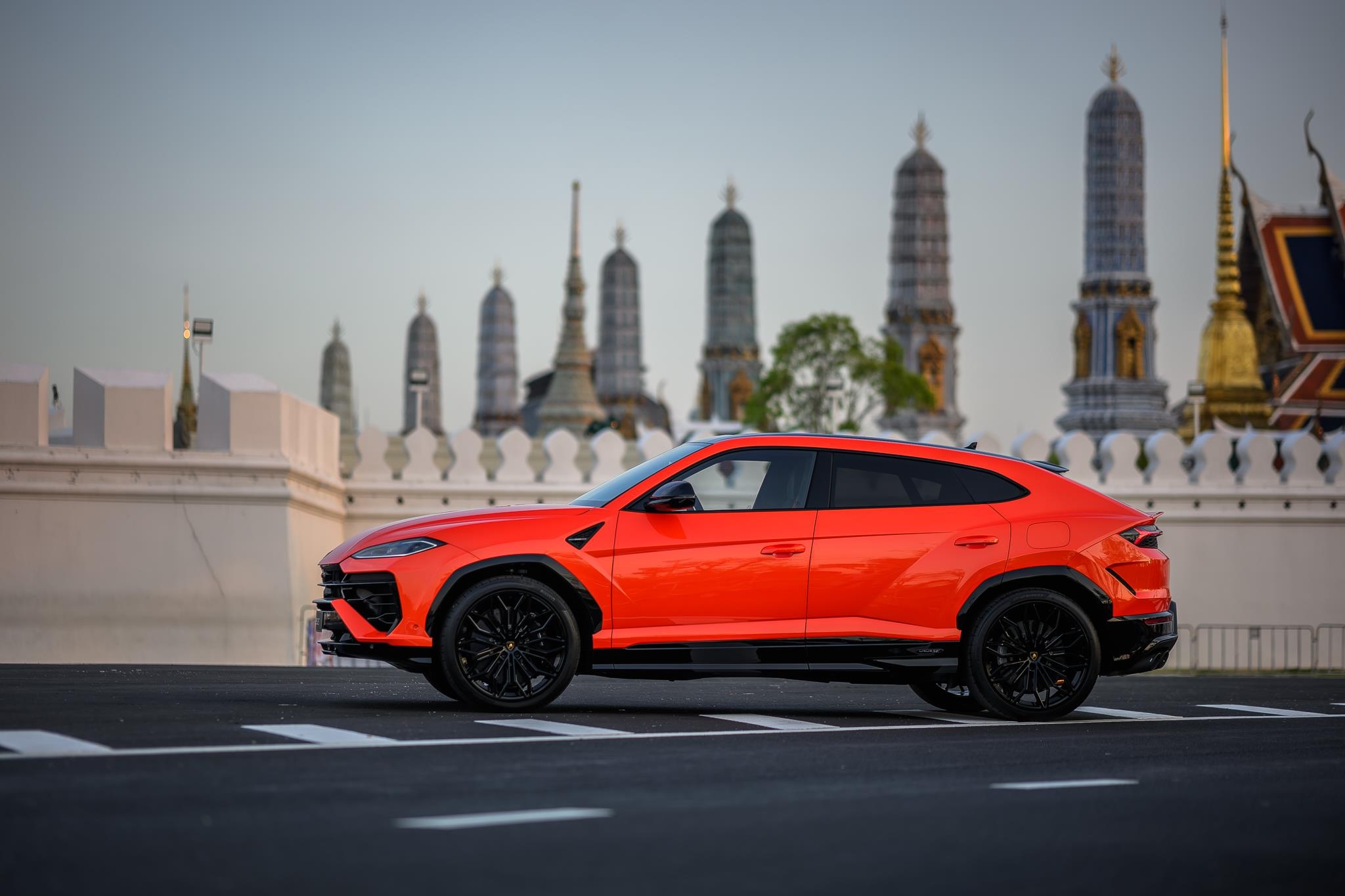 Lamborghini Urus SE anh 3