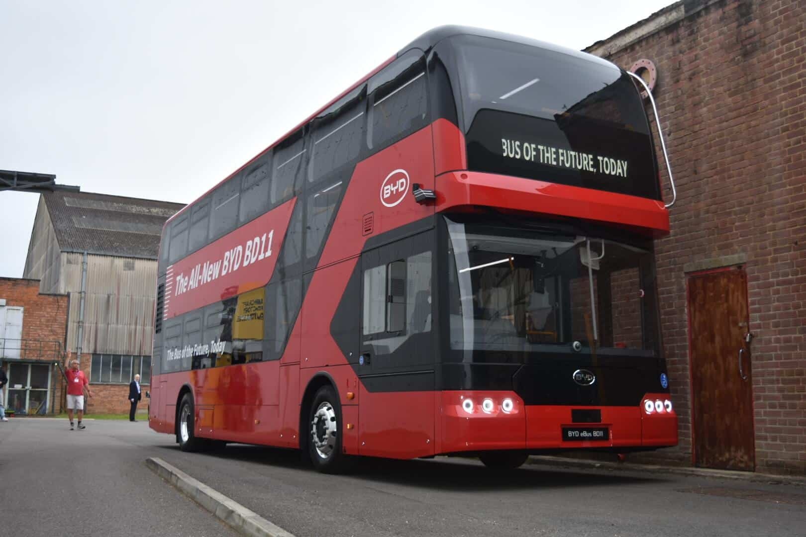 xe bus điện ảnh 1 xe bus dien anh 1