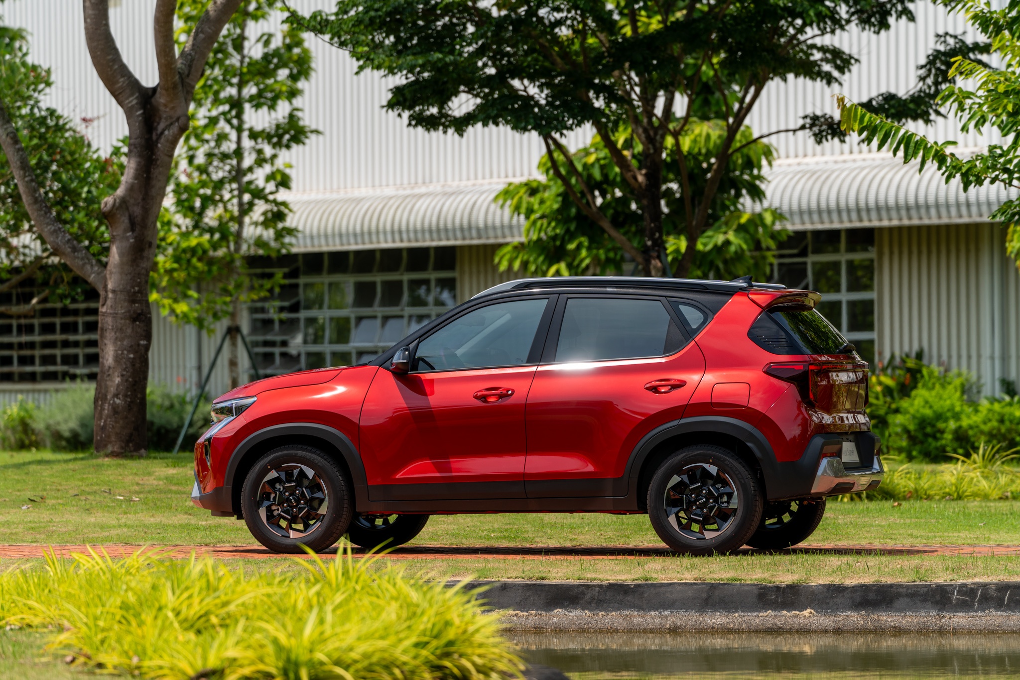 Kia Sonet anh 1