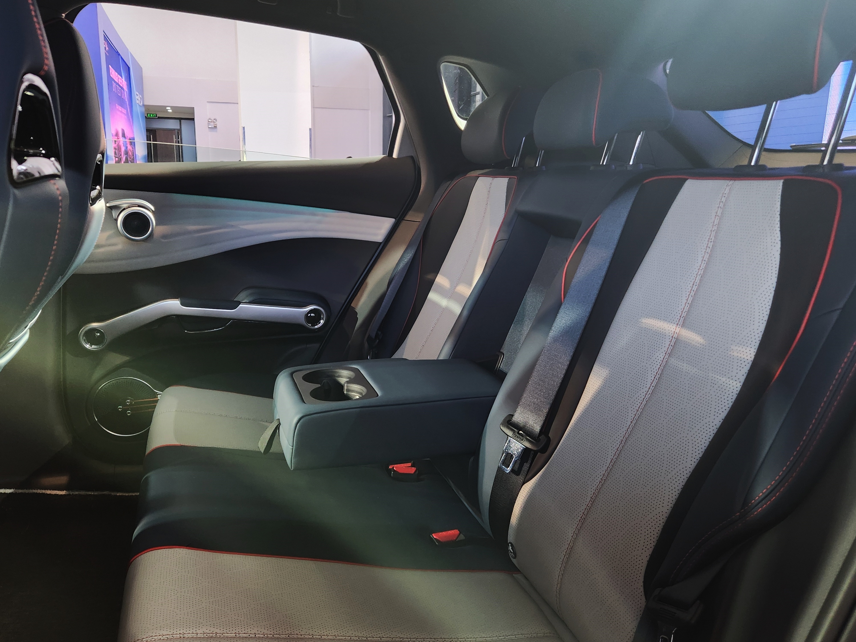 BYD Atto 3 ảnh 10 BYD Atto 3 anh 10