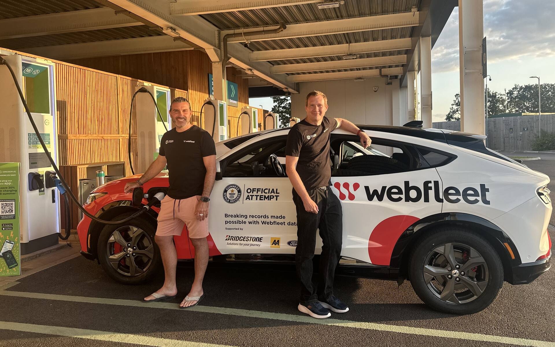 Ford Mustang Mach-E anh 1