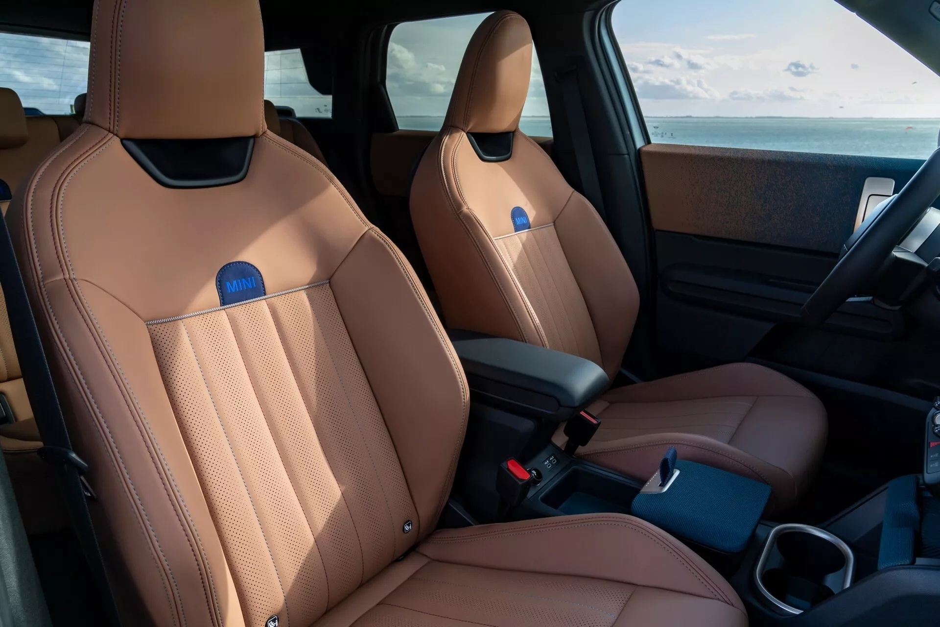 MINI Countryman EV ảnh 8 MINI Countryman EV anh 8