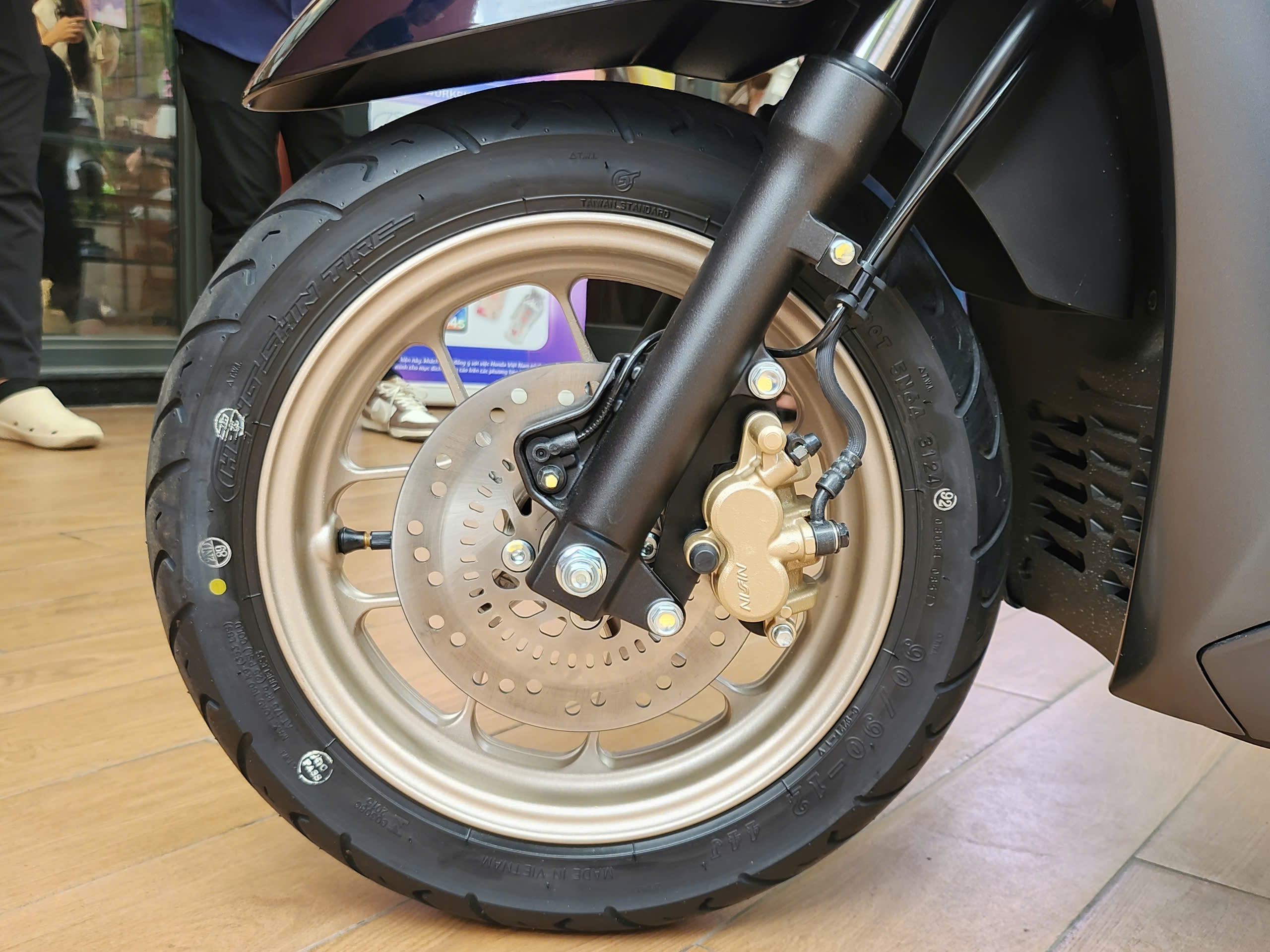 Honda LEAD ảnh 4 Honda LEAD anh 4