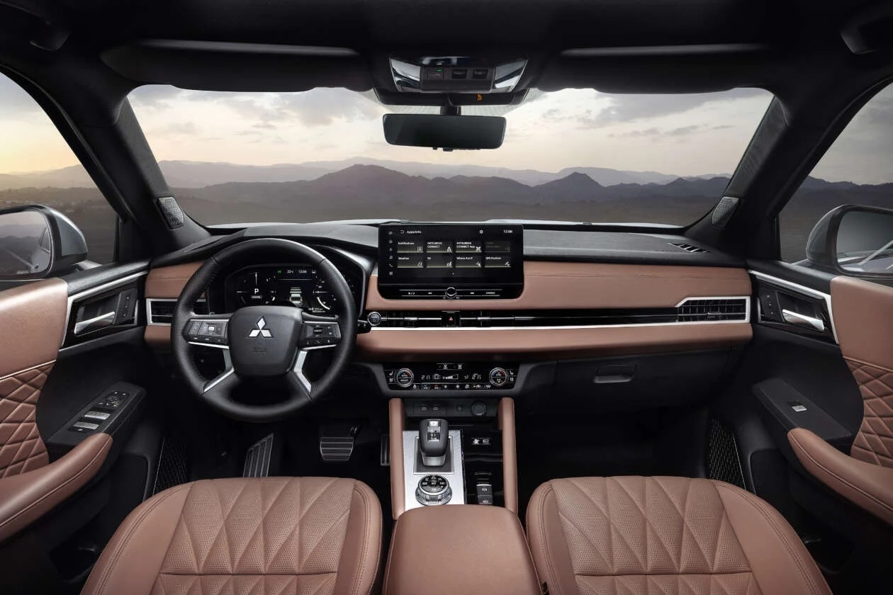 Mitsubishi Outlander PHEV anh 7