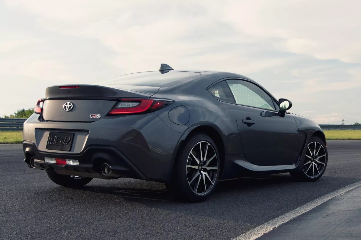 Toyota GR86 se duoc nang cap dong co? hinh anh