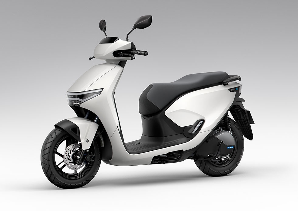 Honda ra mat them 2 xe may dien hinh anh