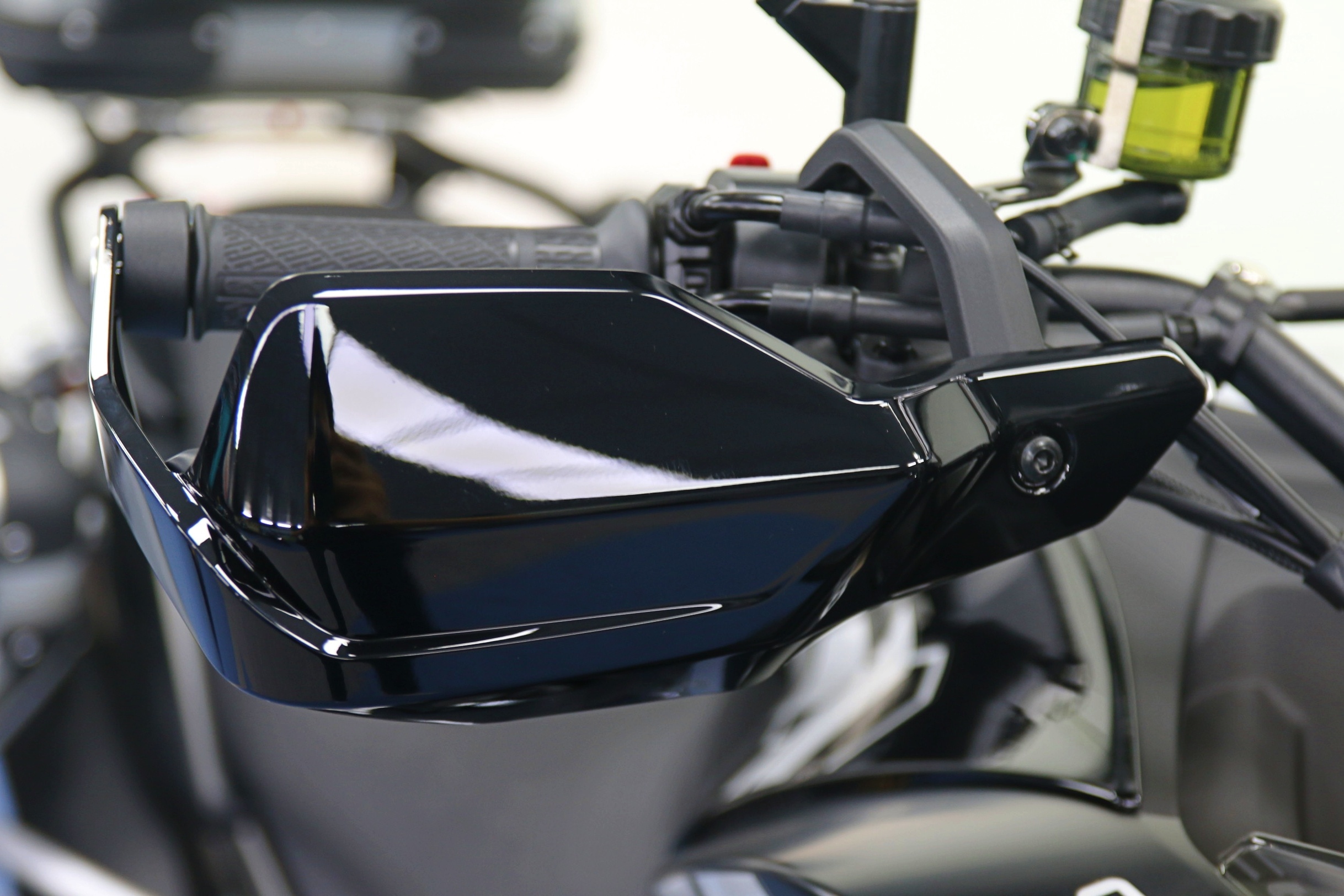 CFMoto 700MT anh 21