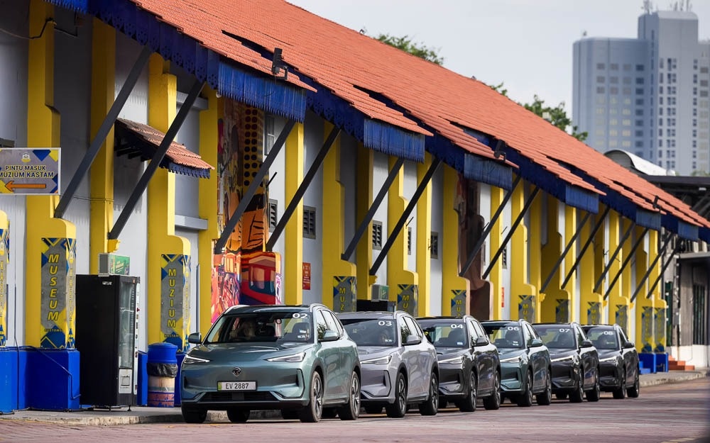 thi truong oto anh 1